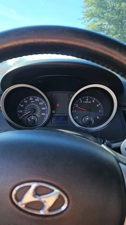 2010 Hyundai Genesis Coupe - Image 3 of 5