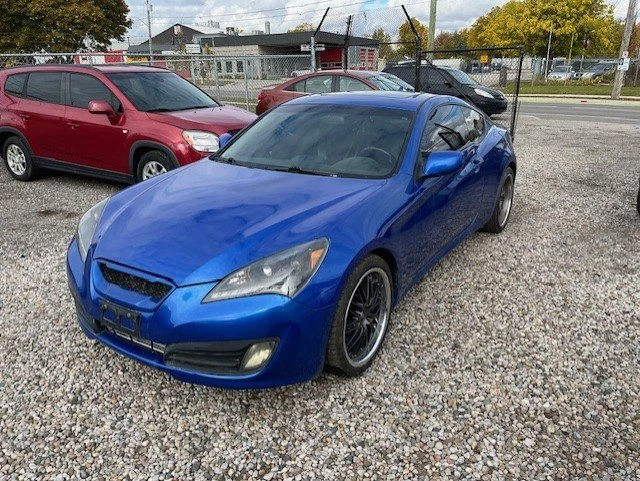 2010 Hyundai Genesis Coupe - Image 2 of 11
