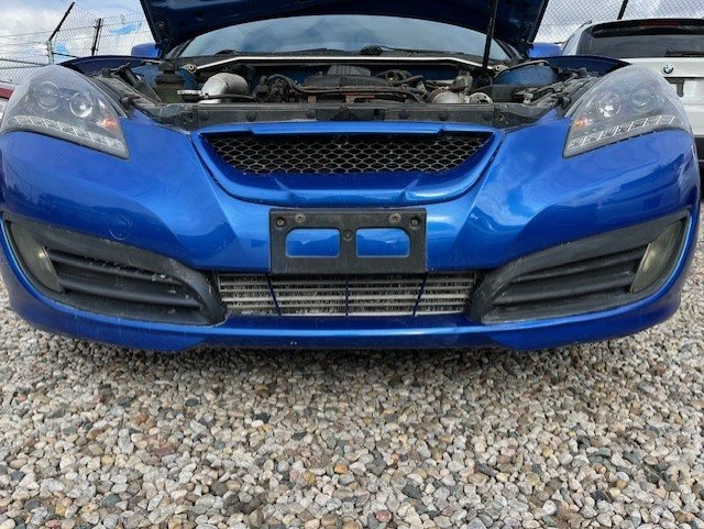 2010 Hyundai Genesis Coupe - Image 9 of 11
