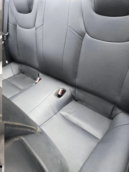 2010 Hyundai Genesis - Image 5 of 8