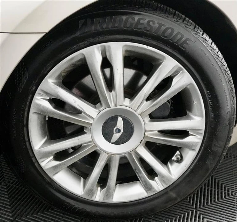 2010 Hyundai Genesis - Image 3 of 20