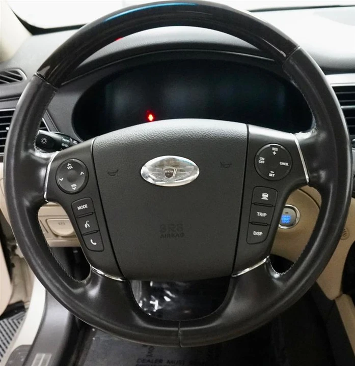 2010 Hyundai Genesis - Image 12 of 20