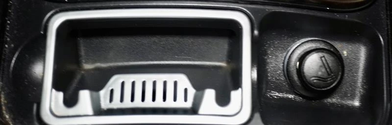 2010 Hyundai Genesis - Image 20 of 20