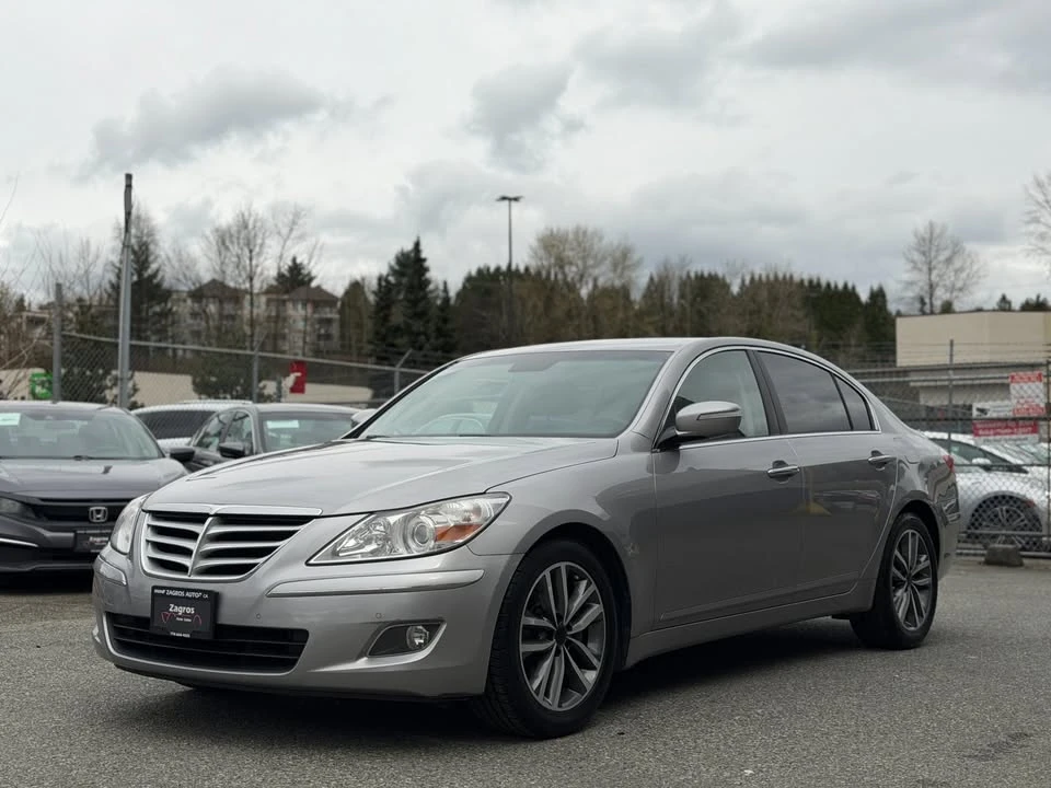 2010 Hyundai Genesis - Image 3 of 20