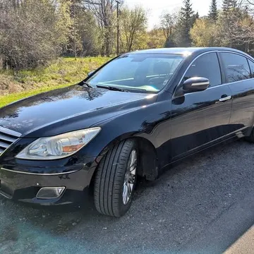 2010 Hyundai Genesis Sedan