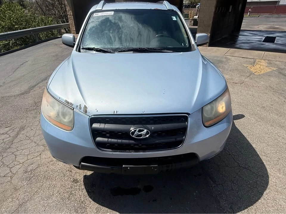 2010 Hyundai Santa Fe - Image 5 of 10
