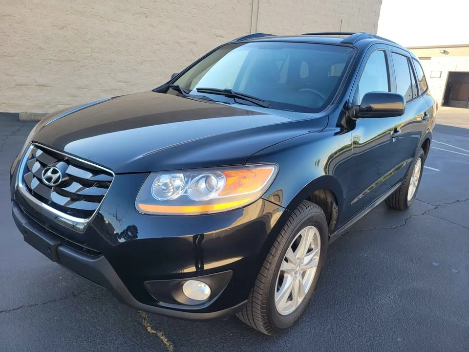 2010 Hyundai Santa Fe - Image 2 of 15