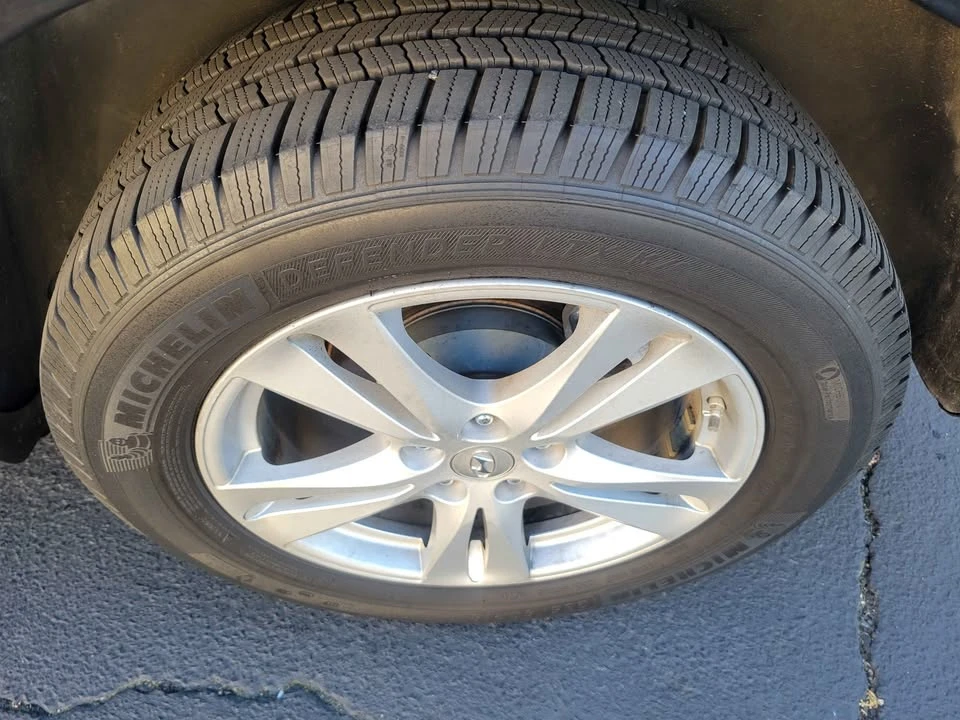 2010 Hyundai Santa Fe - Image 15 of 15