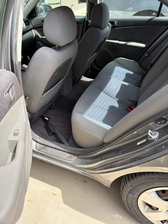 2010 Hyundai Sonata - Image 5 of 7