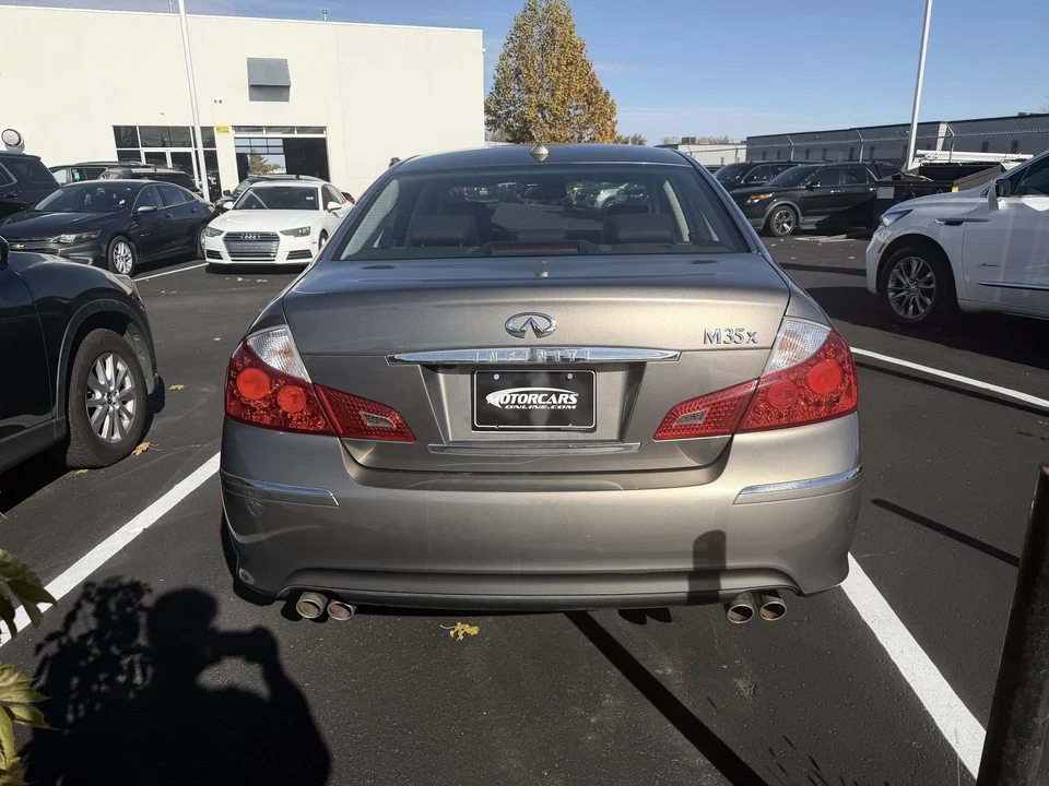 2010 Infiniti M 3rd Gen - Image 10 of 15