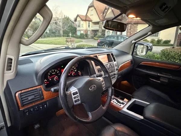 2010 Infiniti QX80 - Image 10 of 17
