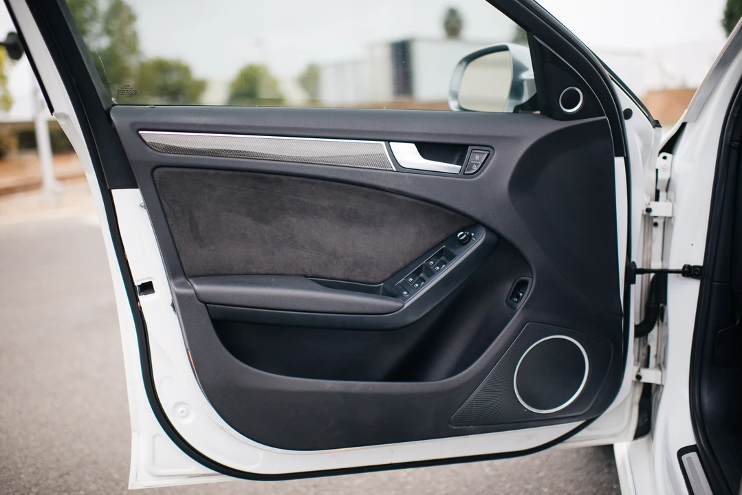 2010 Audi B8 S4 - Image 19 of 25