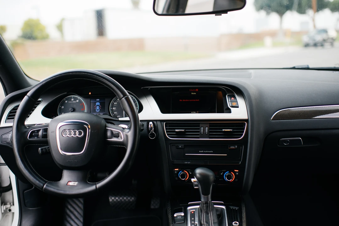 2010 Audi B8 S4 - Image 11 of 25