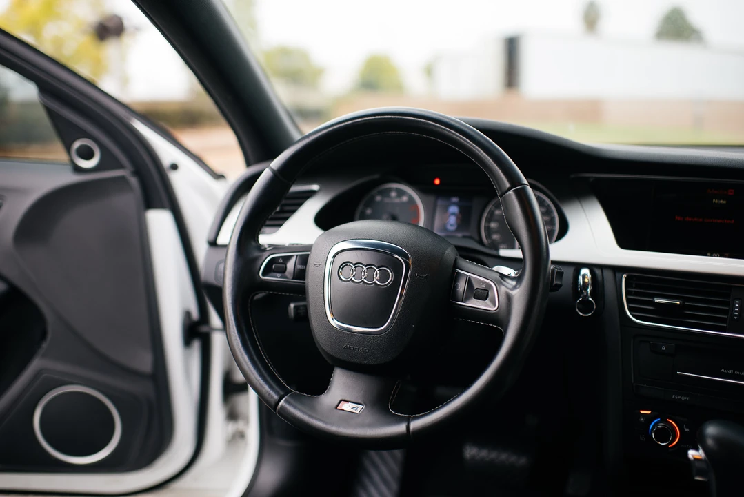 2010 Audi B8 S4 - Image 9 of 25