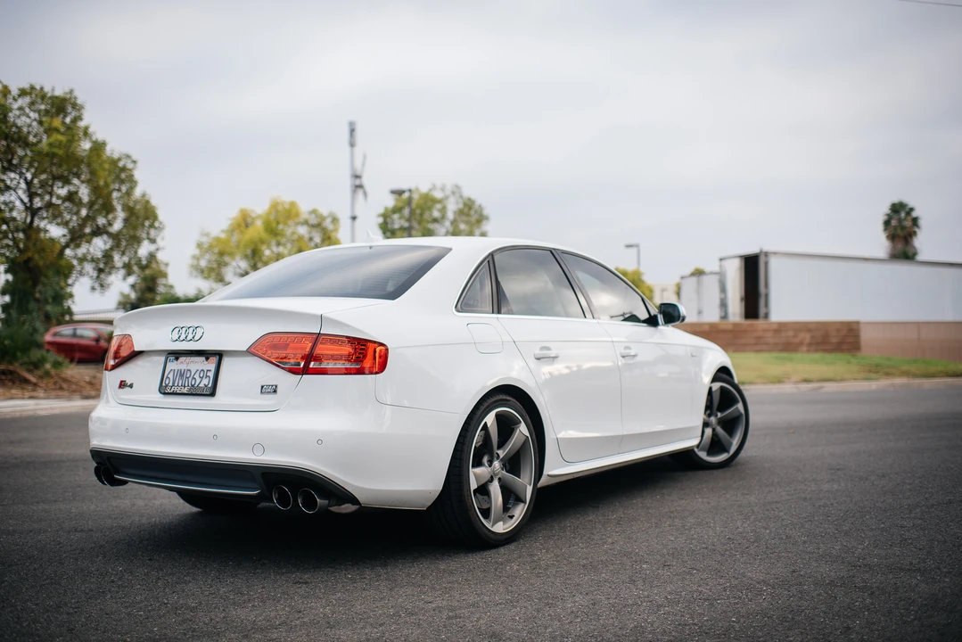 2010 Audi B8 S4 - Image 4 of 25