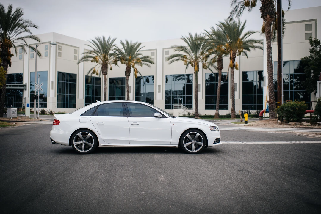 2010 Audi B8 S4 - Image 5 of 25