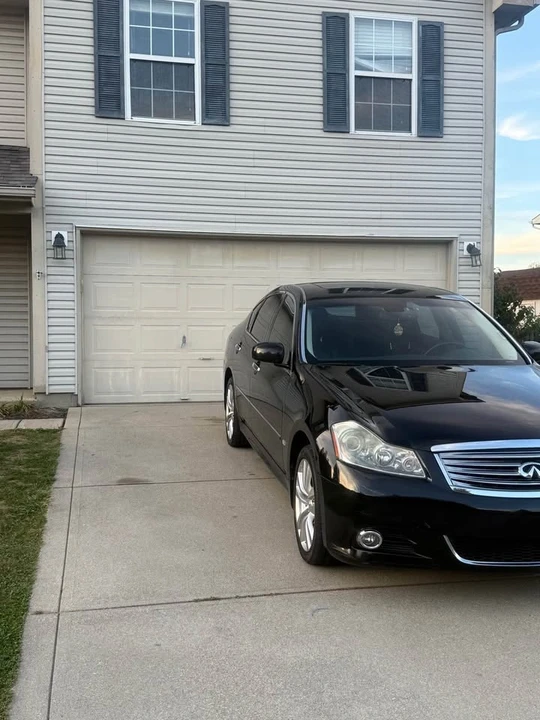 2010 Infiniti M 3rd Gen - Image 2 of 19