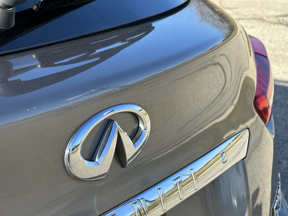 2010 Infiniti FX/QX 2nd Gen - Image 26 of 31