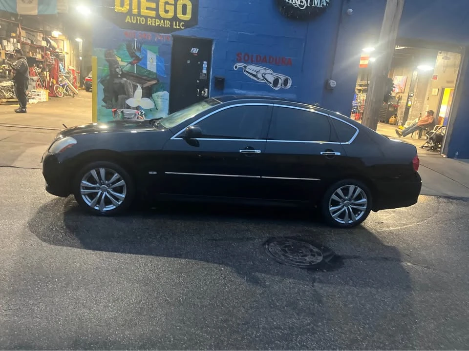 2010 Infiniti M 3rd Gen - Image 2 of 6