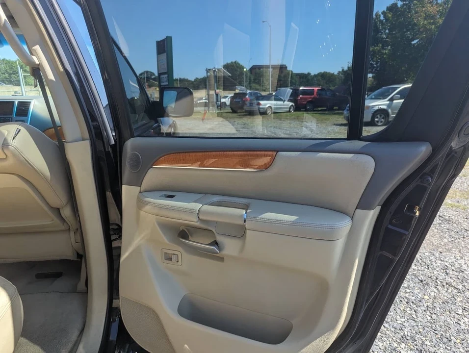 2010 Infiniti QX80 - Image 16 of 21