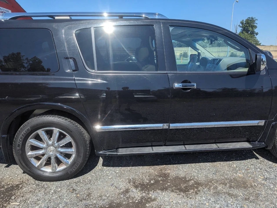 2010 Infiniti QX80 - Image 6 of 12