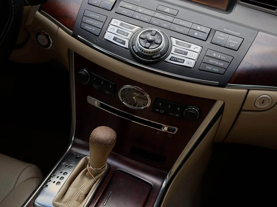 2010 Infiniti M 3rd Gen - Image 17 of 19