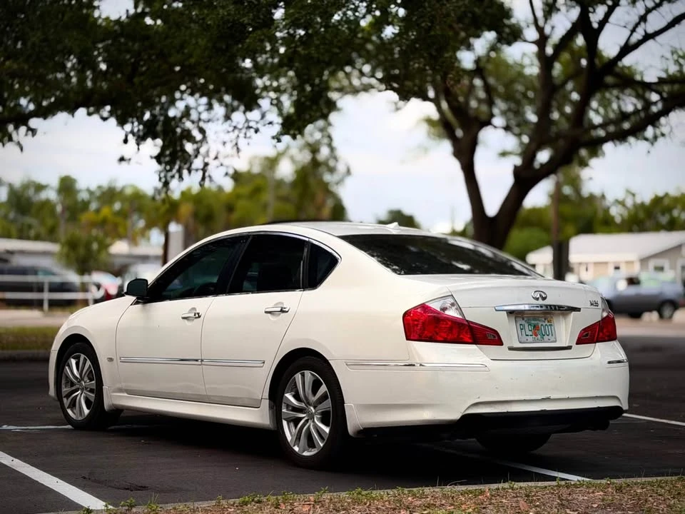 2010 Infiniti M 3rd Gen - Image 3 of 19