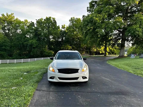 2010 Infiniti G37 Base