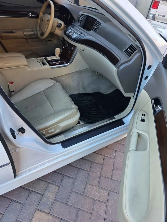 2010 Infiniti M 3rd Gen - Image 5 of 11