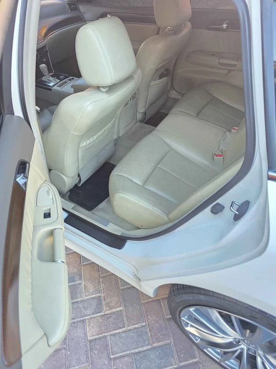 2010 Infiniti M 3rd Gen - Image 6 of 11