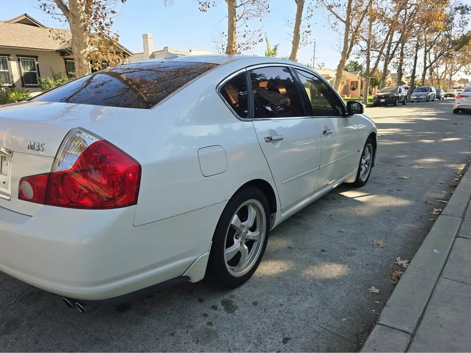 2010 Infiniti M 3rd Gen - Image 8 of 13