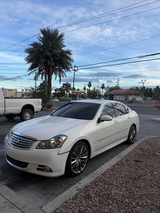 2010 Infiniti M 3rd Gen - Image 2 of 3