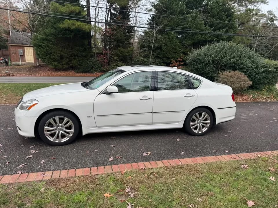 2010 Infiniti M 3rd Gen - Image 2 of 5