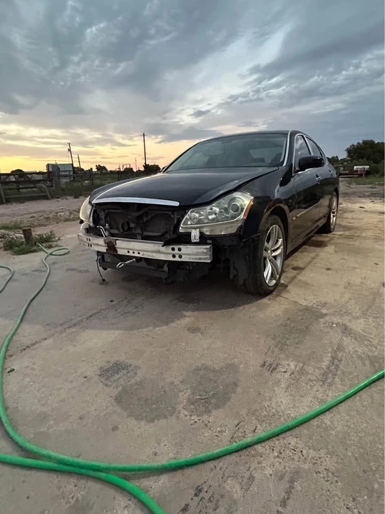 2010 Infiniti M 3rd Gen - Image 2 of 11