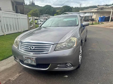 2010 Infiniti M35