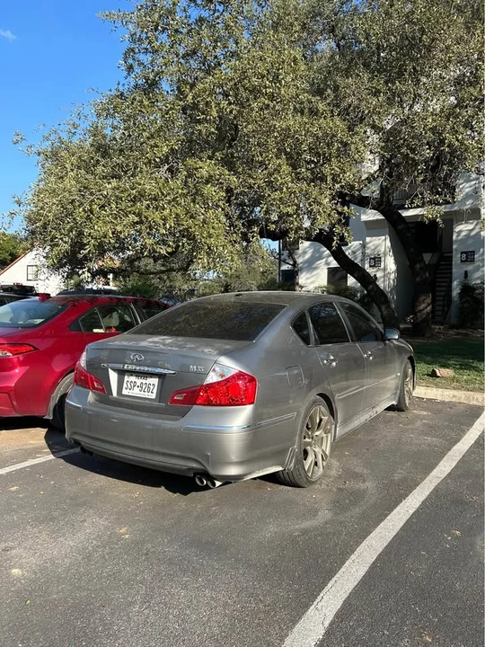 2010 Infiniti M 3rd Gen - Image 3 of 10