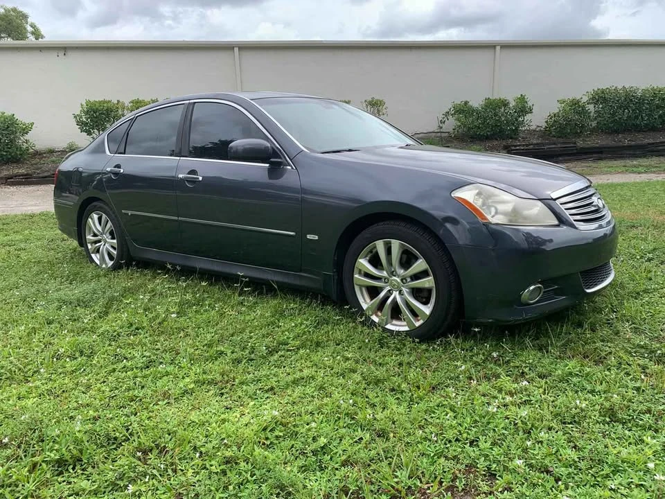 2010 Infiniti M 3rd Gen - Image 2 of 7