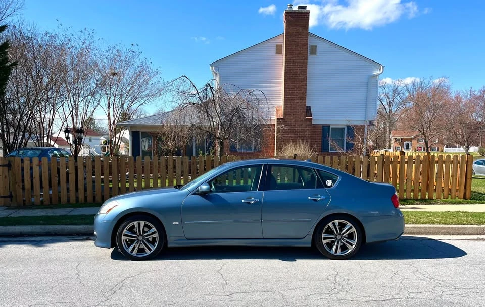 2010 Infiniti M 3rd Gen - Image 4 of 8