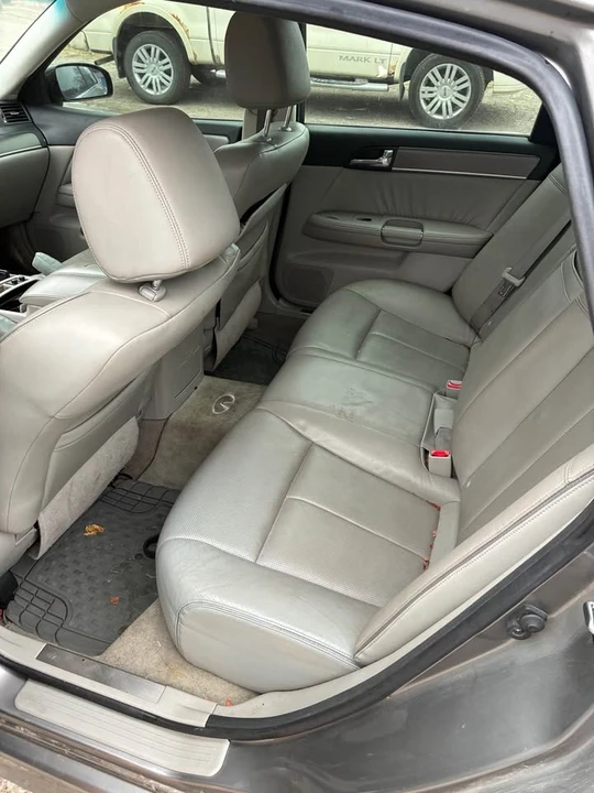 2010 Infiniti M 3rd Gen - Image 12 of 13