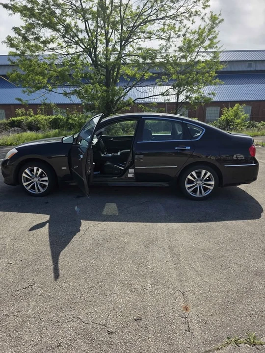 2010 Infiniti M 3rd Gen - Image 2 of 4
