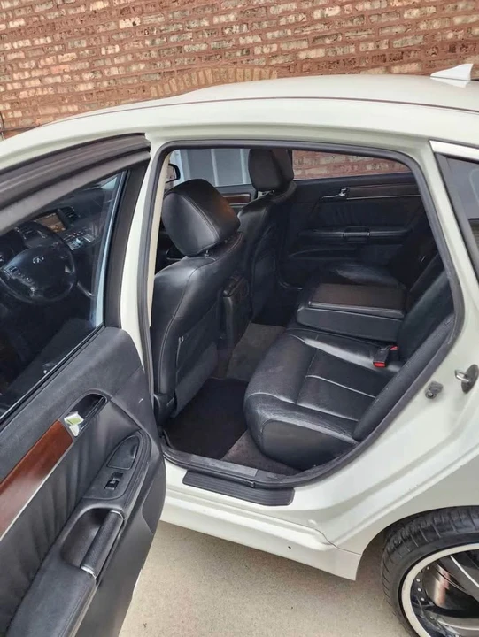 2010 Infiniti M 3rd Gen - Image 13 of 13