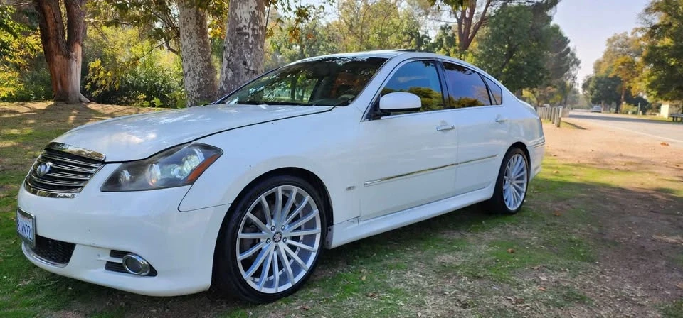 2010 Infiniti M 3rd Gen - Image 4 of 16
