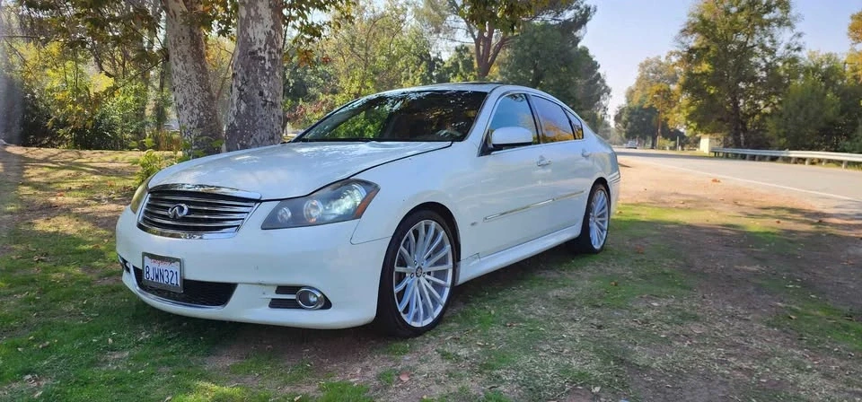 2010 Infiniti M 3rd Gen - Image 2 of 16
