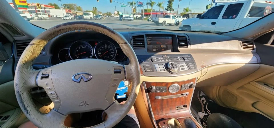 2010 Infiniti M 3rd Gen - Image 15 of 16