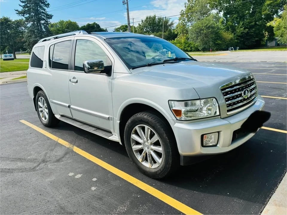 2010 Infiniti QX80 - Image 2 of 17
