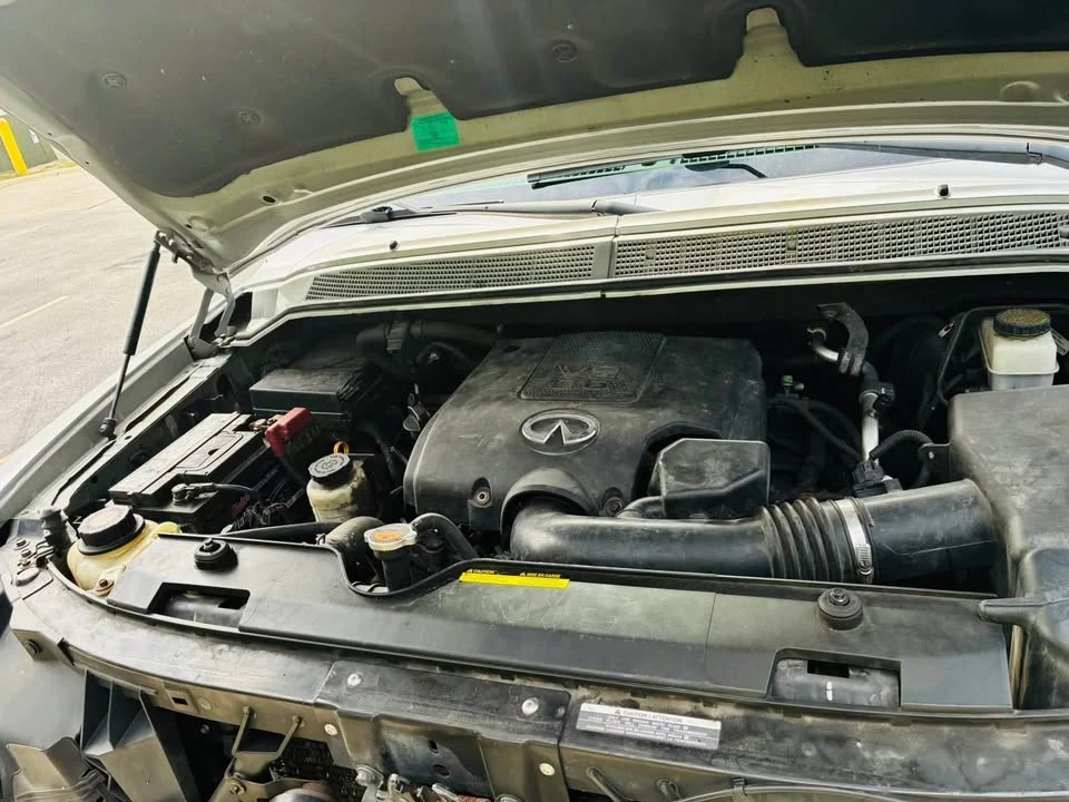 2010 Infiniti QX80 - Image 12 of 17