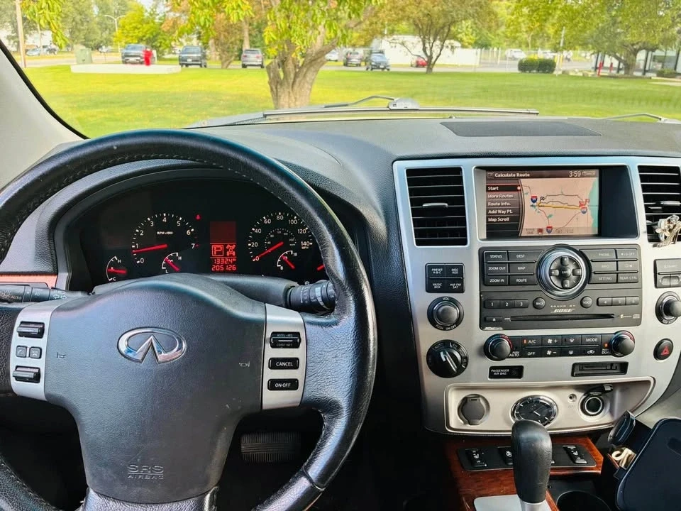 2010 Infiniti QX80 - Image 5 of 14