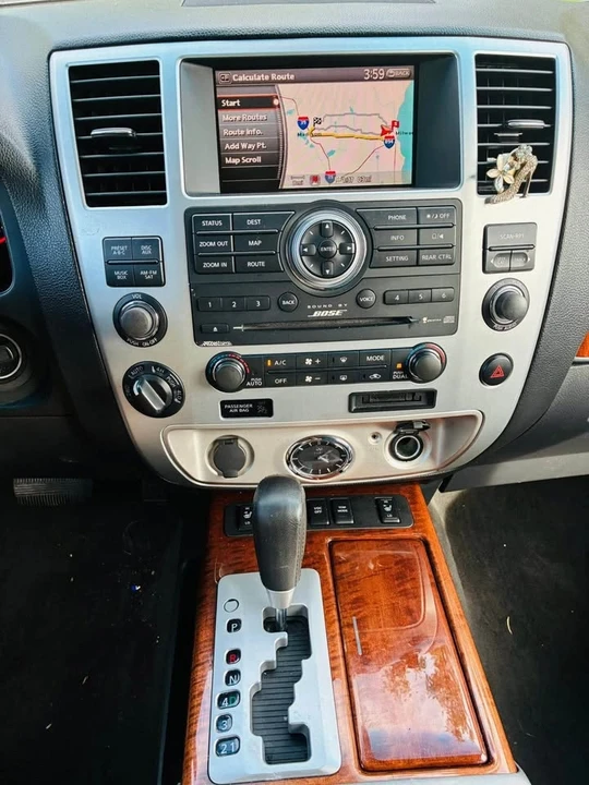2010 Infiniti QX80 - Image 13 of 14