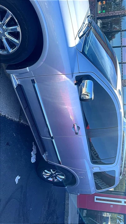 2010 Infiniti QX80 - Image 14 of 14