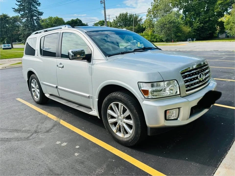 2010 Infiniti QX80 - Image 2 of 14